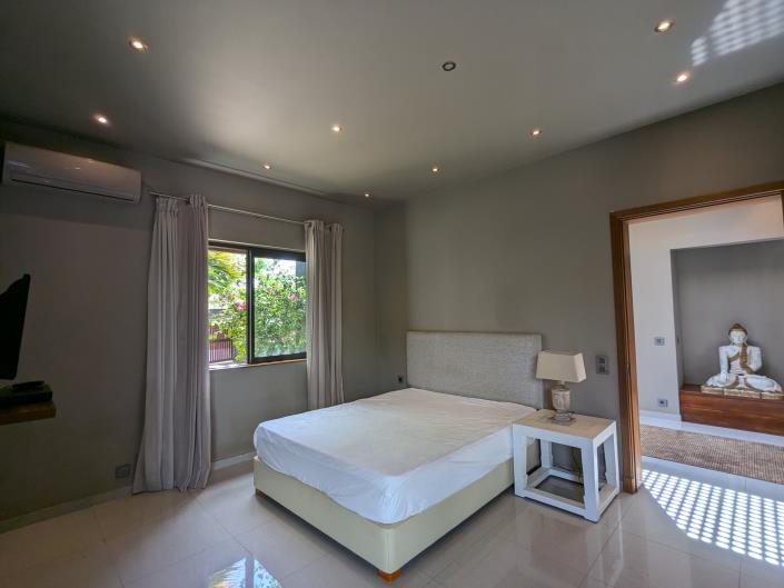 Image No.13-5 Bed Villa for sale