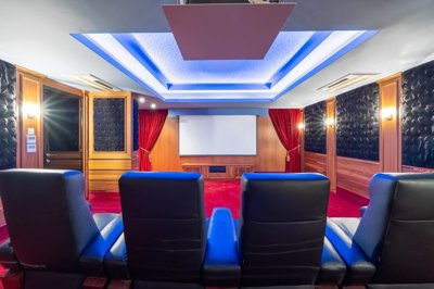 37fe7f8a-f429-4102-a1b0-c53d1df0af6c