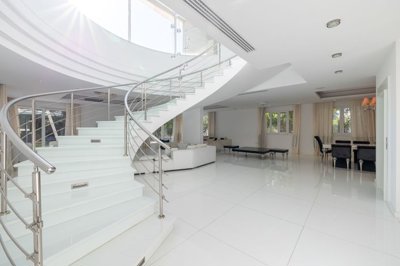 04d58d86-8db5-4fc0-8ee0-3bfd311e2477