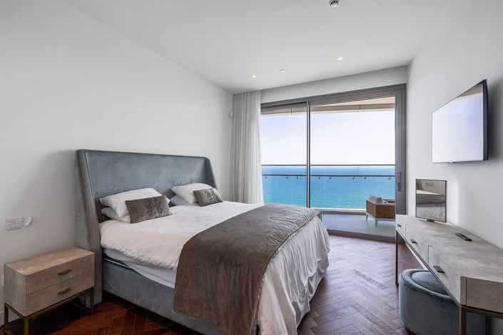 Image No.17-4 Bed Apartment for sale