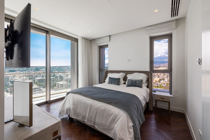 Image No.22-4 Bed Apartment for sale