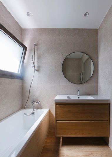 Image No.14-7 Bed House for sale