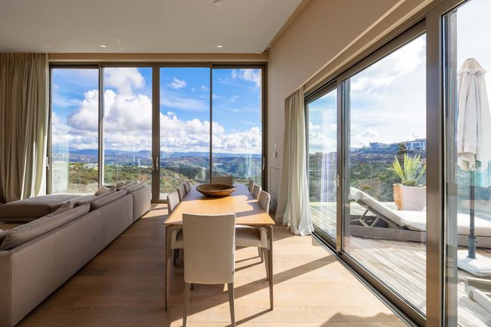 Image No.4-Maison de 4 chambres à vendre à Tsada