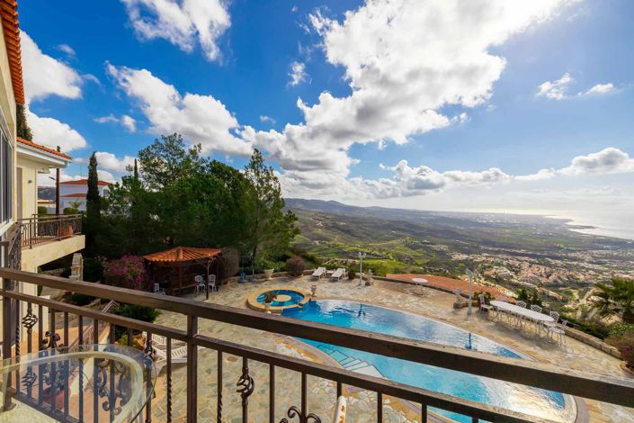 Image No.25-4 Bed House for sale