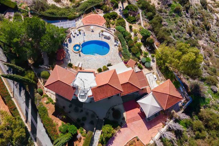 Image No.3-4 Bed House for sale