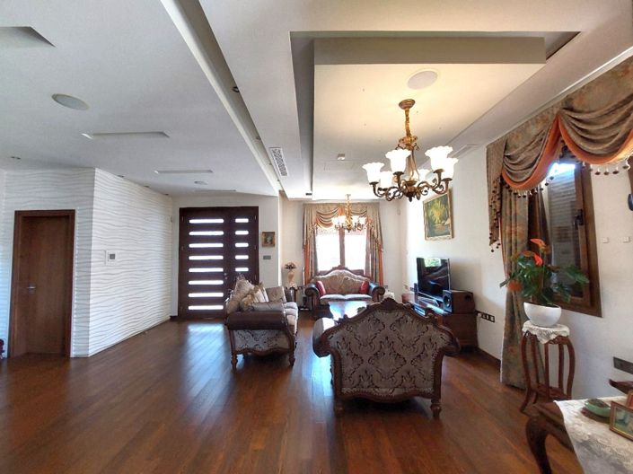 Image No.3-Maison de 4 chambres à vendre à Palodeia