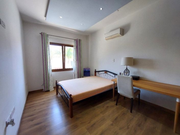 Image No.8-Maison de 4 chambres à vendre à Palodeia