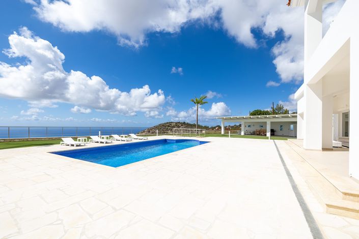 Image No.1-4 Bed Villa for sale