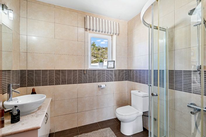 Image No.21-4 Bed Villa for sale