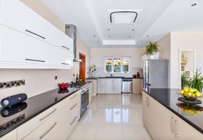 Image No.10-4 Bed Villa for sale