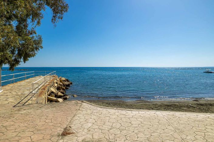 Image No.30-3 Bed Apartment for sale