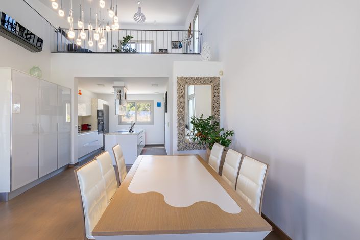 Image No.6-3 Bed House for sale