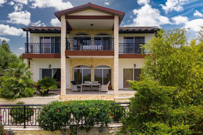 Image No.2-5 Bed House for sale