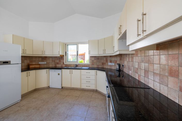 Image No.6-Maison de 4 chambres à vendre à Chlorakas