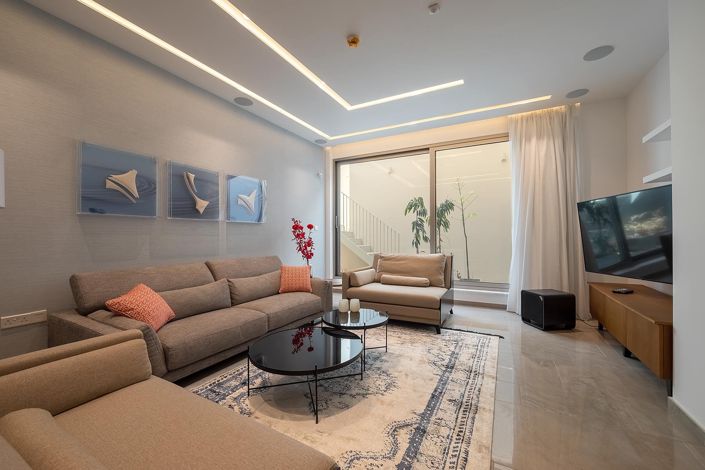 Image No.12-4 Bed Villa for sale