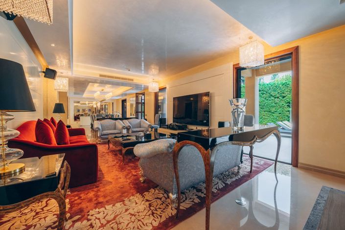 Image No.5-Villa de 6 chambres à vendre à Pyrgos