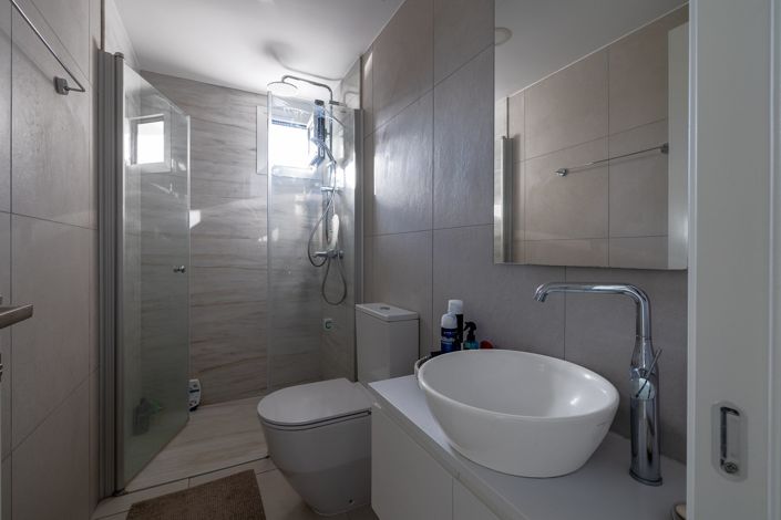 Image No.15-2 Bed Apartment for sale