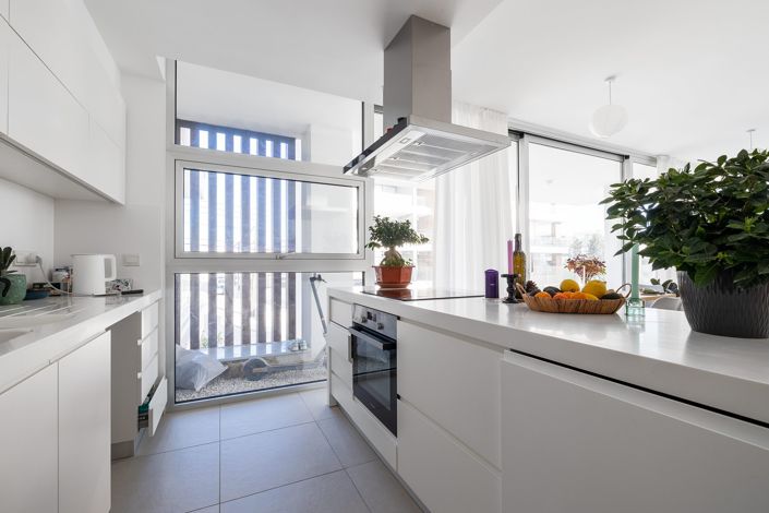 Image No.9-2 Bed Apartment for sale