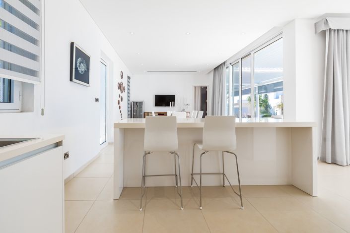 Image No.12-4 Bed Villa for sale