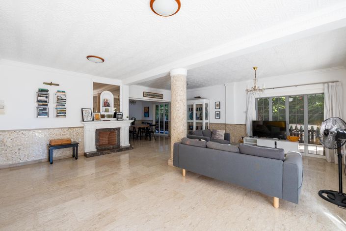 Image No.8-4 Bed Villa for sale