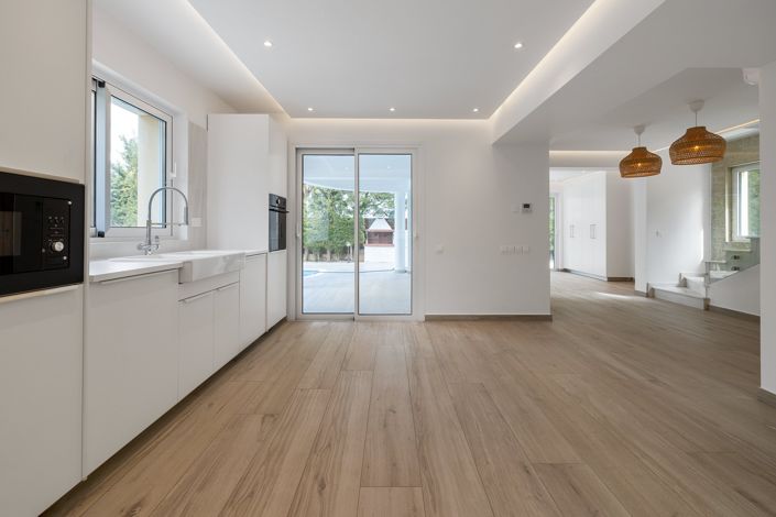 Image No.12-Maison de 4 chambres à vendre à Peyia