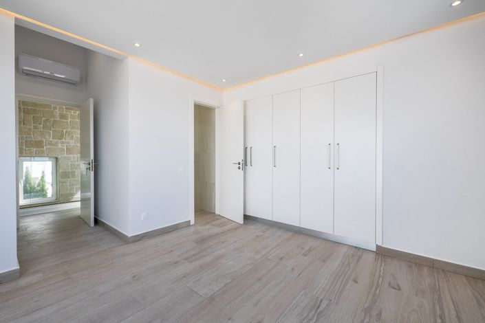 Image No.23-Maison de 4 chambres à vendre à Peyia