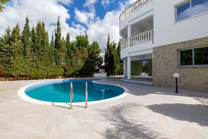 Image No.4-Maison de 4 chambres à vendre à Peyia