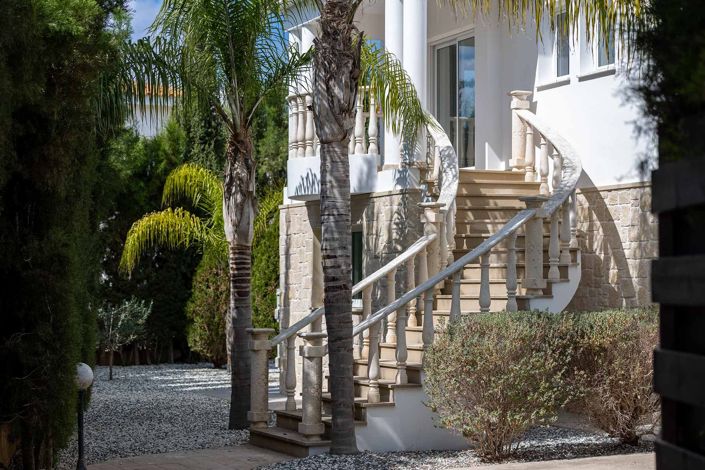 Image No.6-Maison de 4 chambres à vendre à Peyia