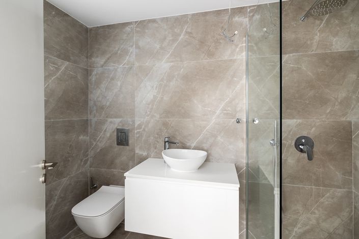 Image No.11-3 Bed House for sale