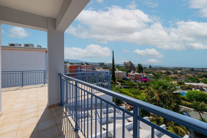 Image No.20-3 Bed House for sale