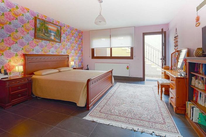 Image No.10-Maison de 5 chambres à vendre à Peyia