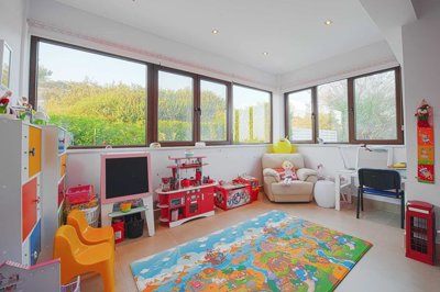 bbd3a4b7-2d09-4616-8c11-228546cc1d46