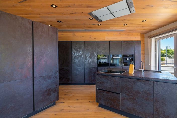 Image No.9-4 Bed House for sale