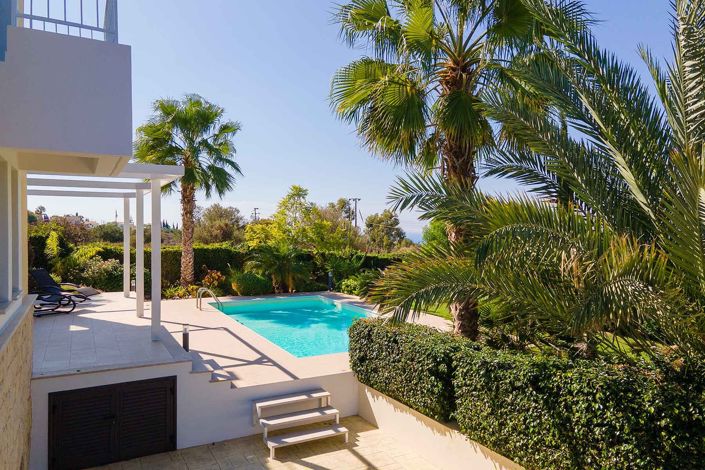 Image No.19-4 Bed House for sale