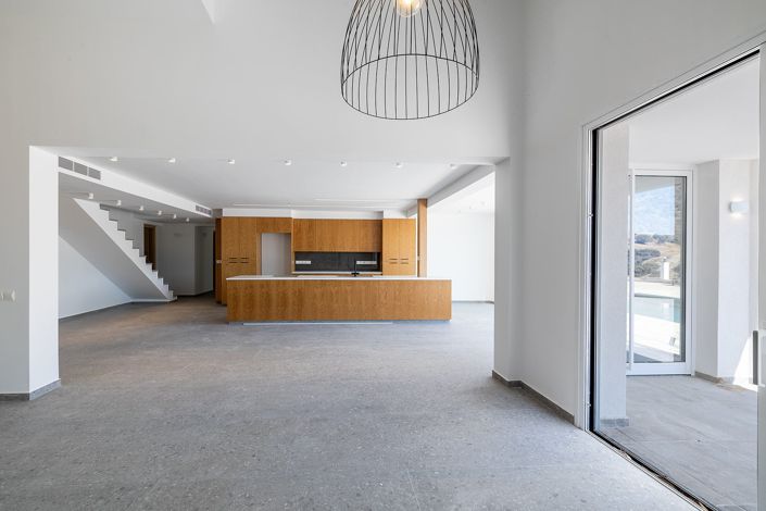 Image No.3-Maison de 6 chambres à vendre à Akrounta