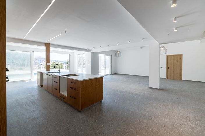 Image No.8-Maison de 6 chambres à vendre à Akrounta