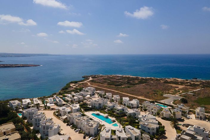 Image No.1-4 Bed Villa for sale