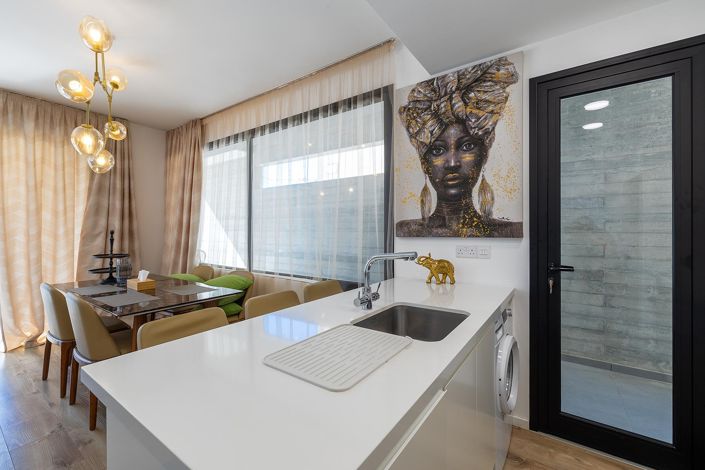 Image No.12-2 Bed Apartment for sale