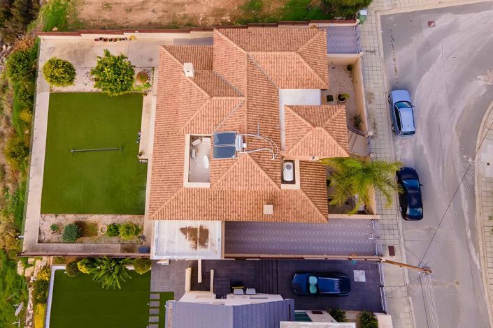 Image No.28-5 Bed House for sale