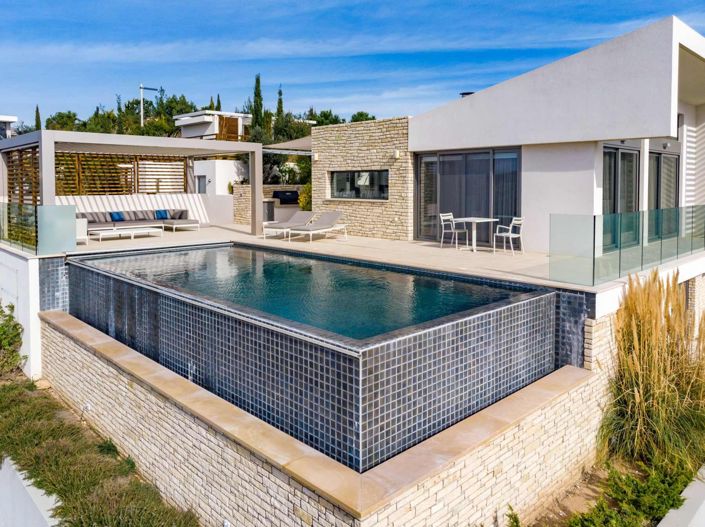 Image No.8-Villa de 4 chambres à vendre à Tsada