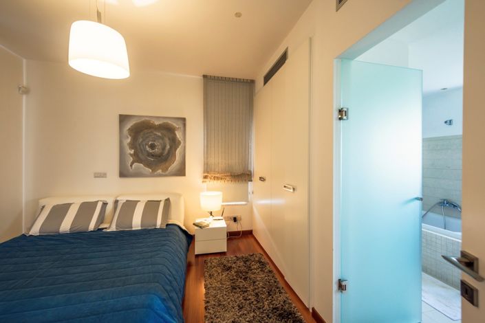 Image No.9-4 Bed Villa for sale