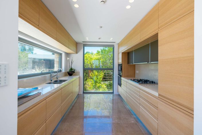 Image No.10-3 Bed Villa for sale