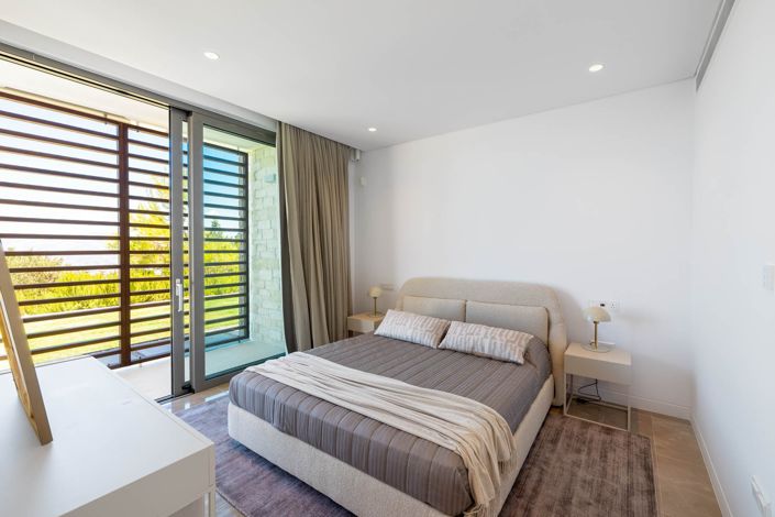 Image No.18-3 Bed Villa for sale