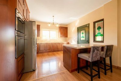 6f23a256-64db-4e25-9d1f-bf7b6c45a358