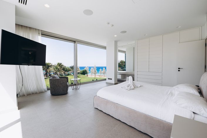 Image No.10-6 Bed Villa for sale