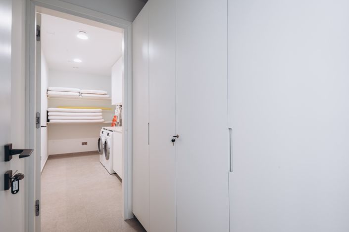 Image No.15-6 Bed Villa for sale