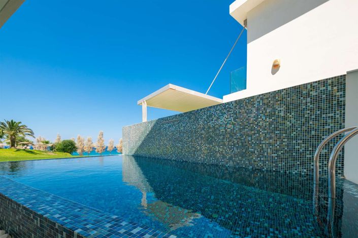 Image No.4-6 Bed Villa for sale