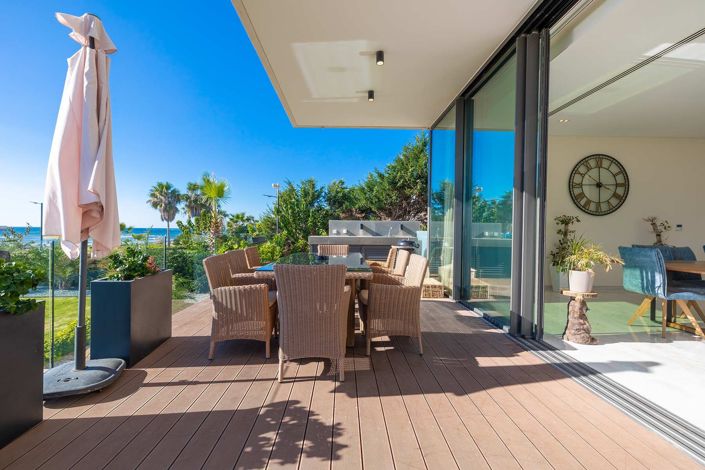 Image No.1-4 Bed Villa for sale