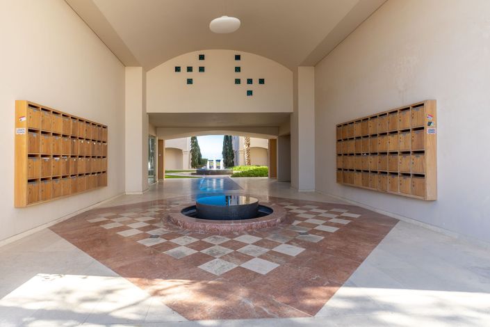 Image No.23-2 Bed Apartment for sale