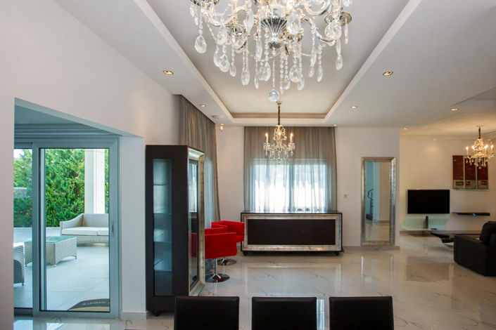 Image No.6-4 Bed House for sale